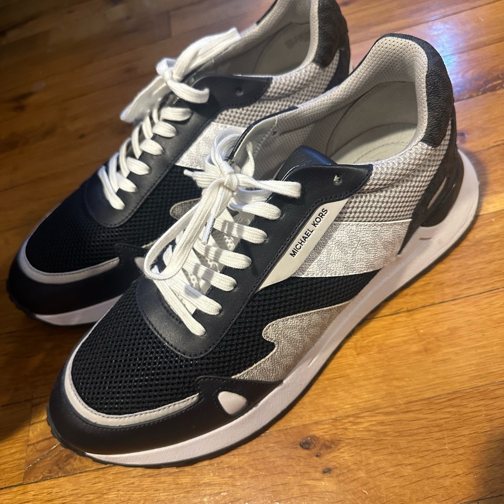 Michael Kors- Miles Color-Block Logo and Mesh Trainer